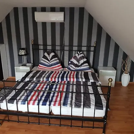 Tom Apartmans * Siofok